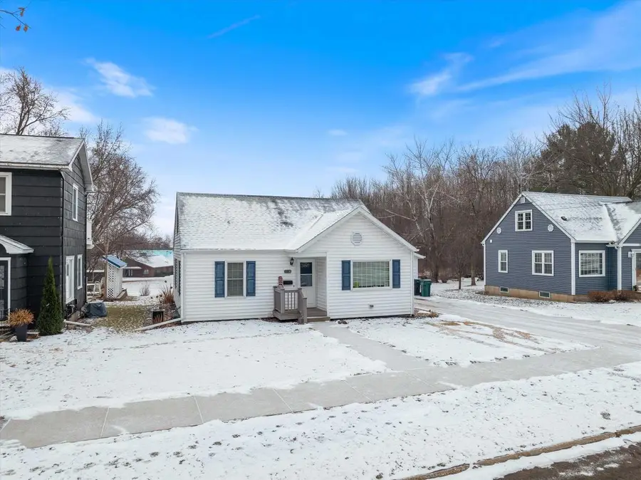 1110 W ARLINGTON, Marshfield, WI 54449 - #3
