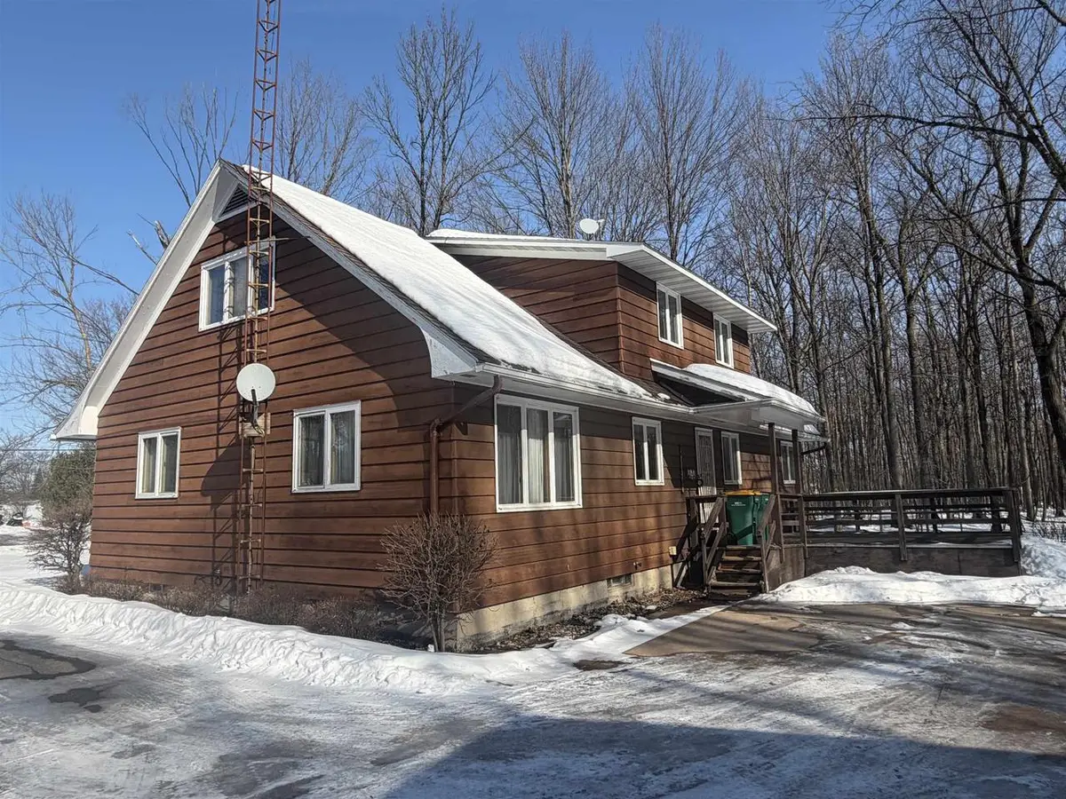 203 E LINDEN STREET, Abbotsford, WI 54405 - #1