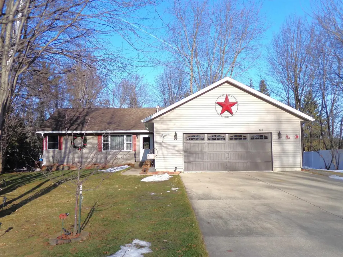 2110 E BREEZEWOOD COURT, Plover, WI 54467 - #1