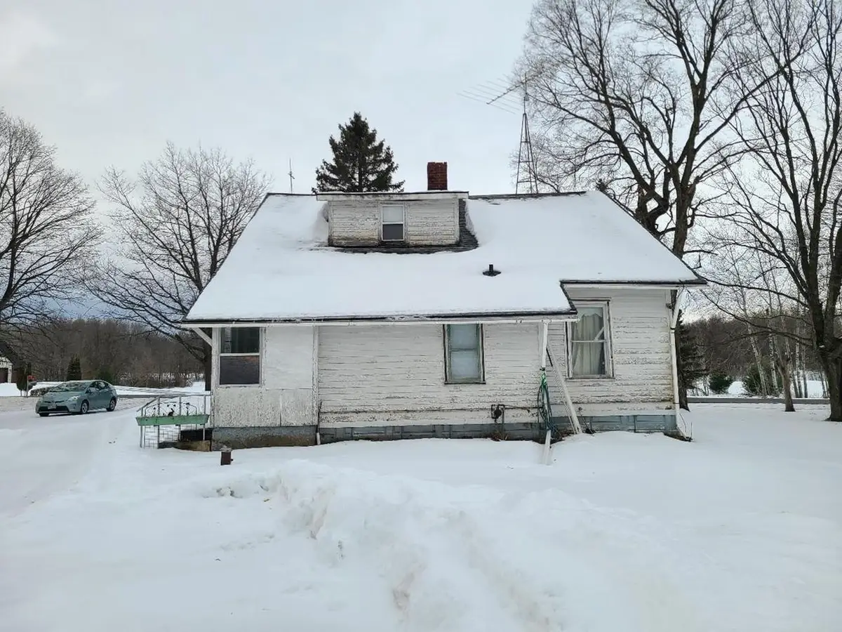 2762 25TH AVENUE, Cedar Lake, WI 54868 - #1