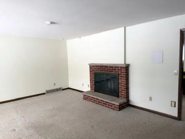 521 N AUBURN AVENUE, Marshfield, WI 54449 - #3