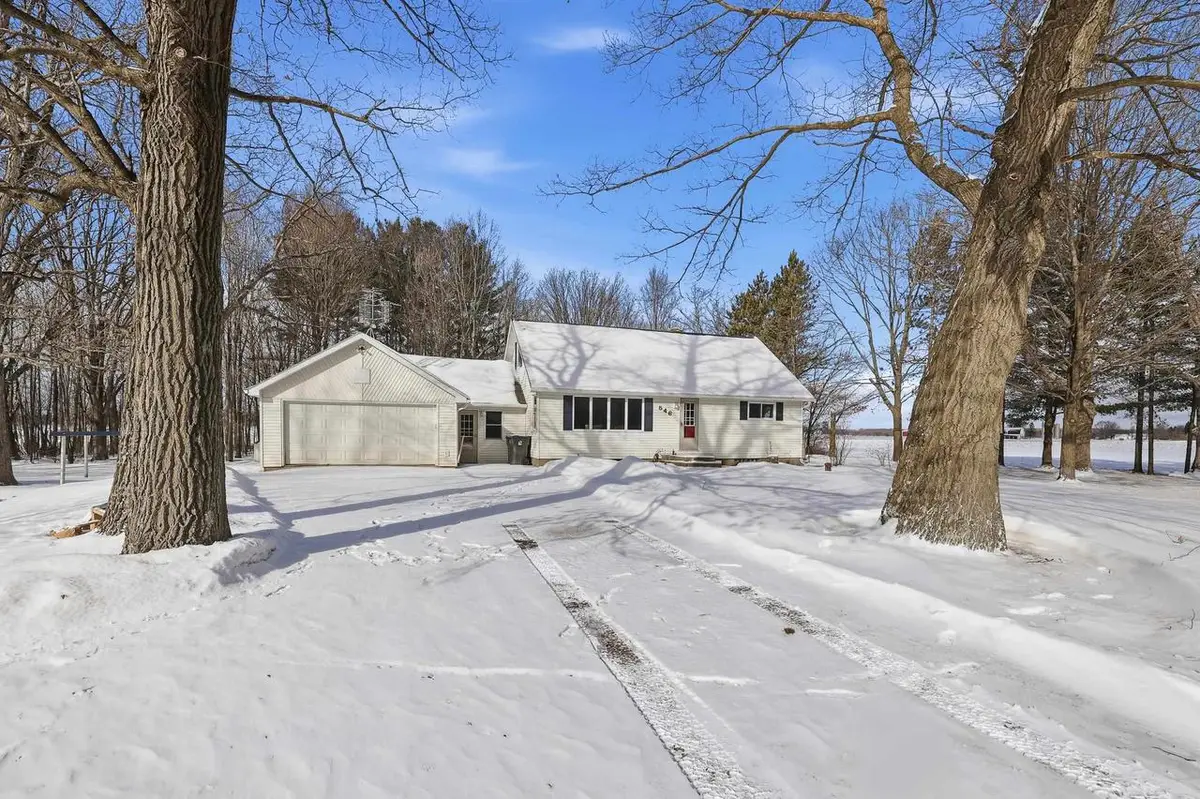 546 COUNTY ROAD G, Junction City, WI 54443 - #1