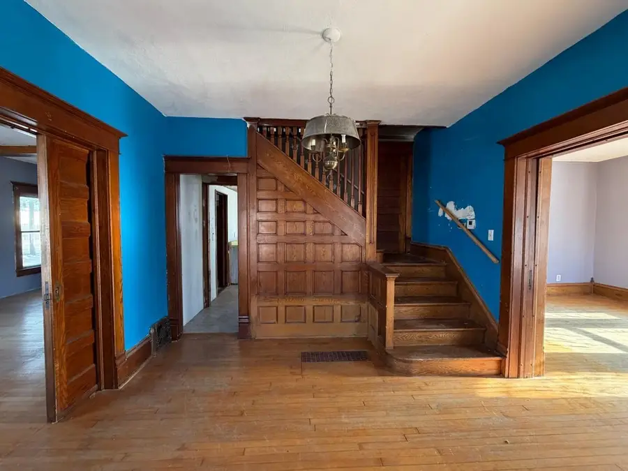 202 E GARFIELD AVENUE, Marion, WI 54950 - #3