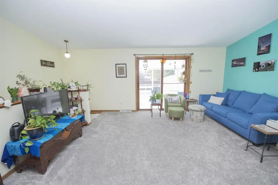 400 SOO MARIE AVENUE, Stevens Point, WI 54481 - #2