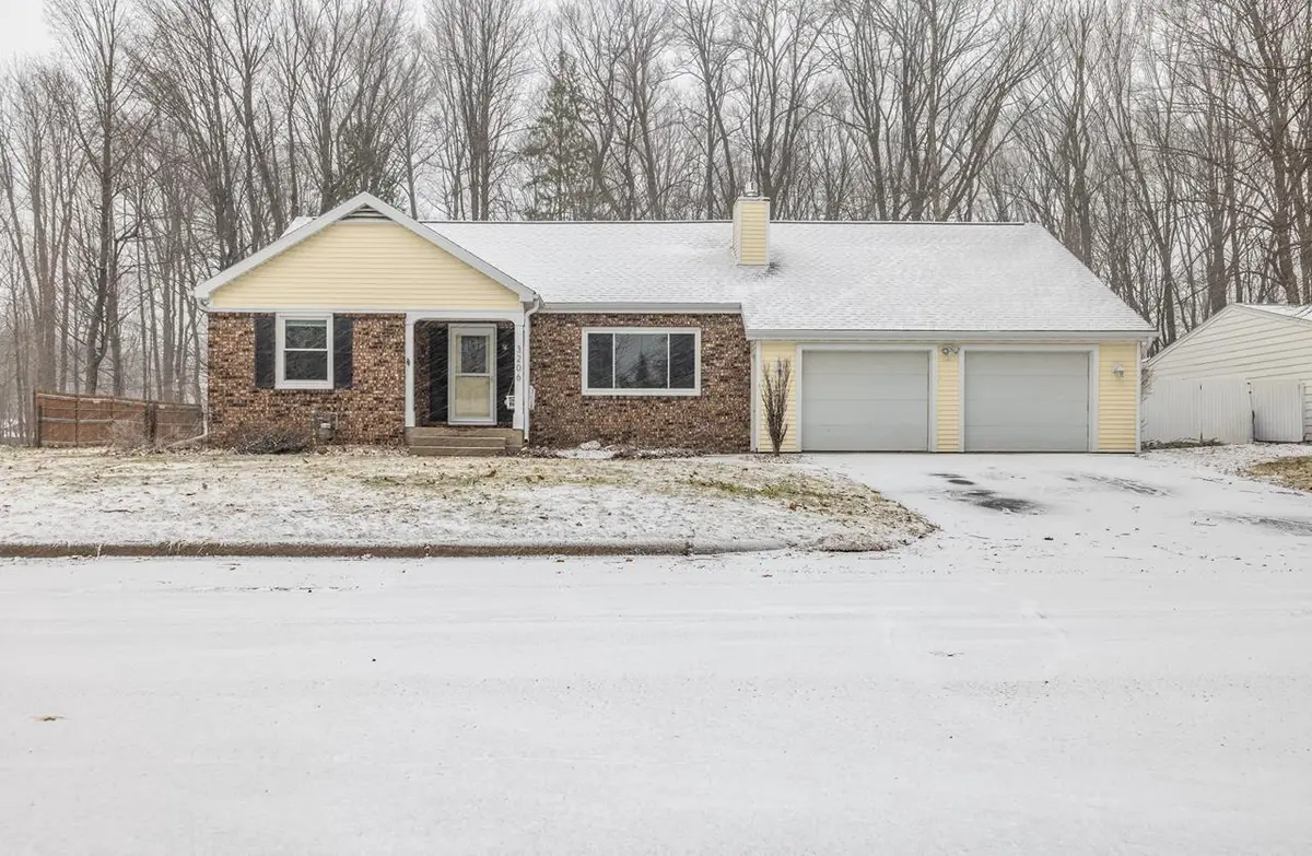 3206 N 12TH STREET, Wausau, WI 54403 - #1