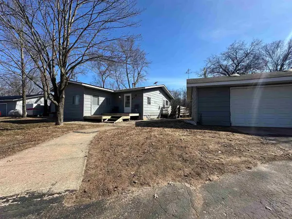 N11992 12TH AVENUE, Necedah, WI 54646