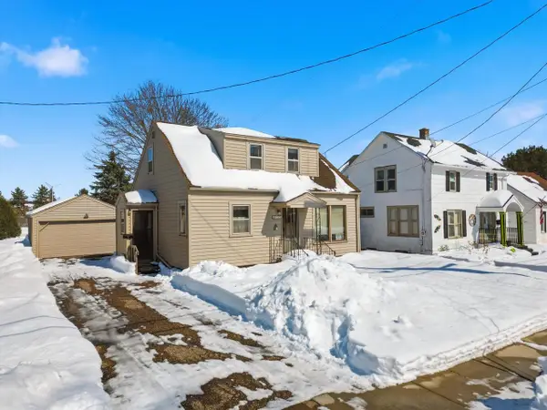 1113 E 4TH STREET, Marshfield, WI 54449