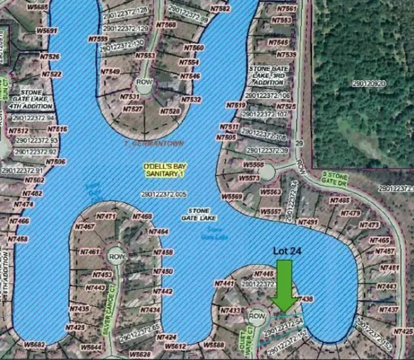 N7430 QUIET WATER COURT, New Lisbon, WI 53950