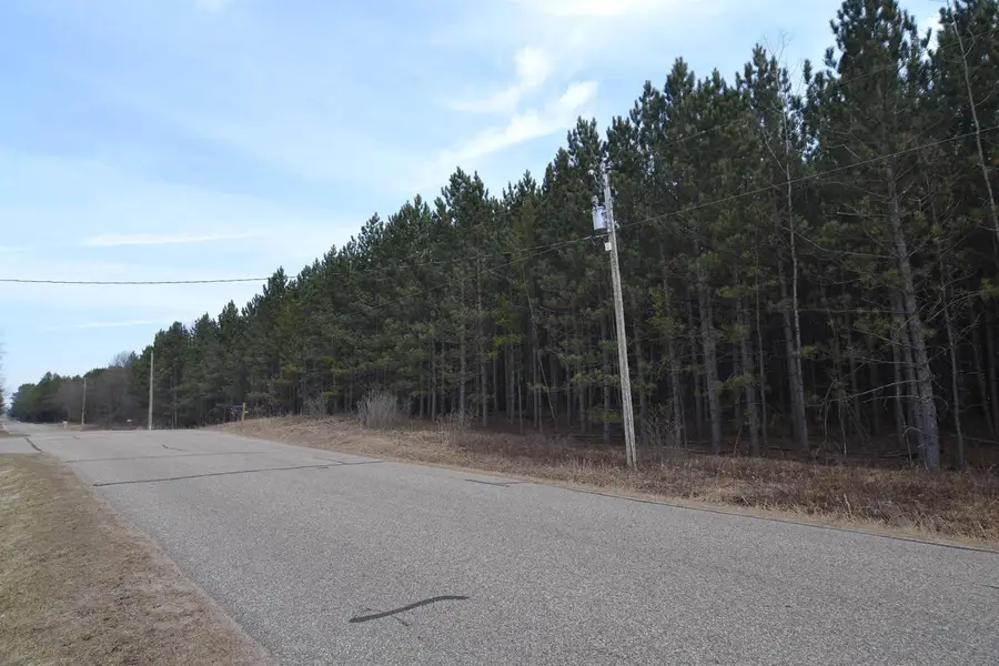 1170 90TH STREET NORTH, Wisconsin Rapids, WI 54494 - #2