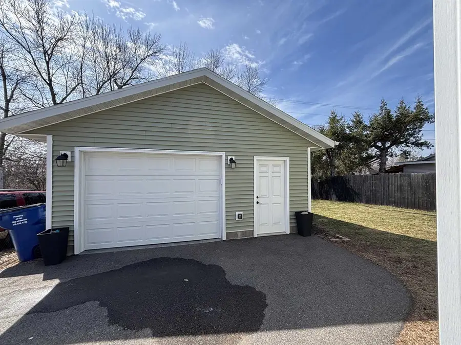 909 GRAND AVENUE, Merrill, WI 54452 - #2