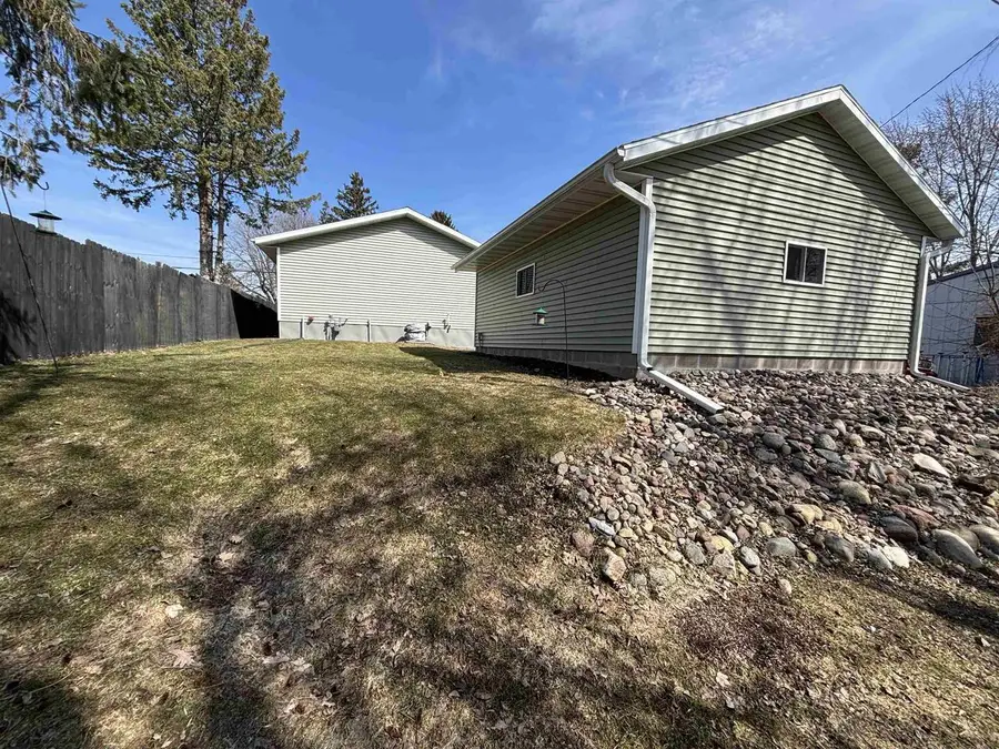 909 GRAND AVENUE, Merrill, WI 54452 - #3