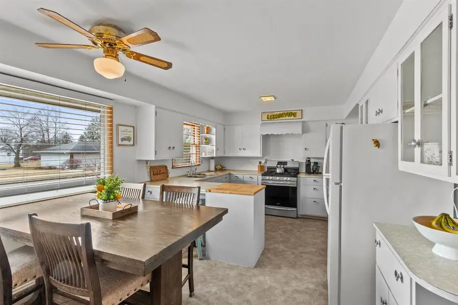 516 SIXTH AVENUE, Stevens Point, WI 54481 - #2