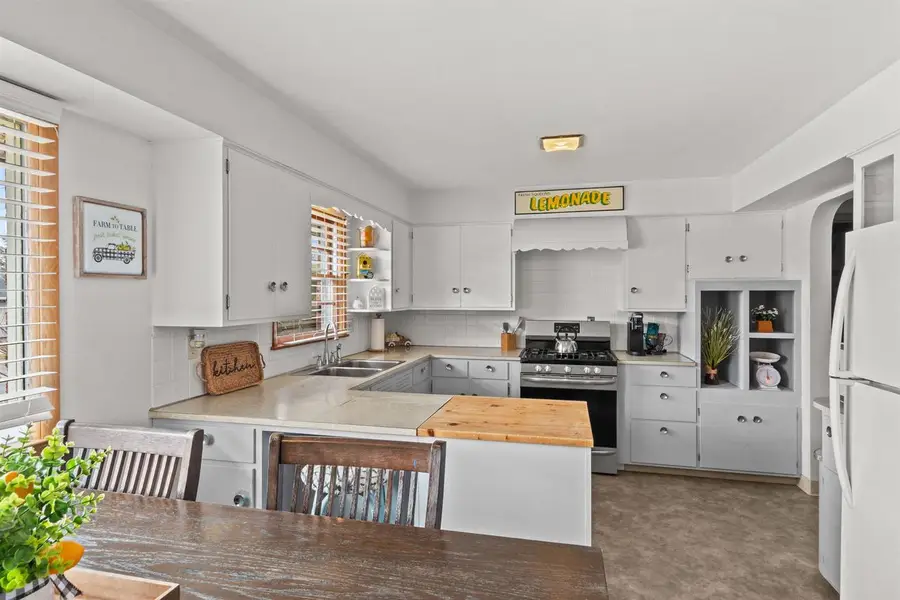 516 SIXTH AVENUE, Stevens Point, WI 54481 - #3