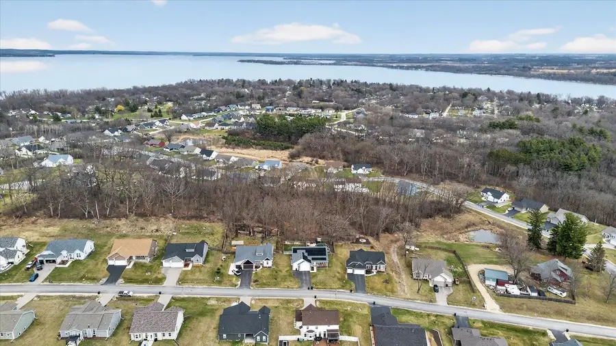 11142 N LAKE WOODS DRIVE, Fulton, WI 53534 - #2
