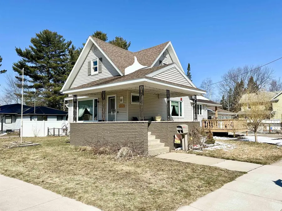 1302 5TH AVENUE, Antigo, WI 54409 - #2