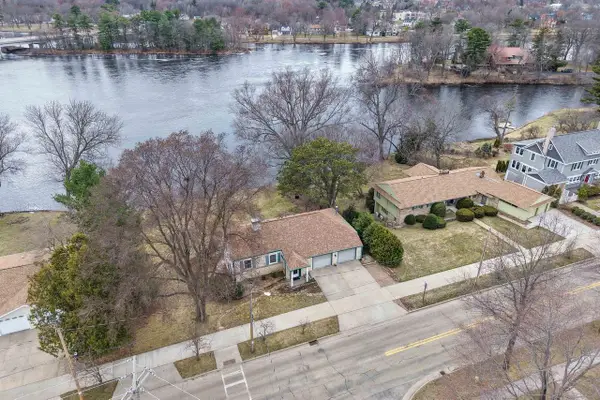 810 3RD STREET SOUTH, Wisconsin Rapids, WI 54494