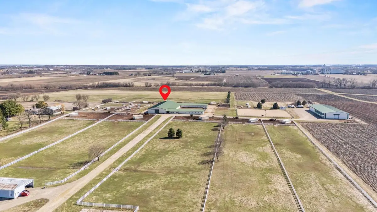 4909 County Road K, Oshkosh, WI 54904 - #1