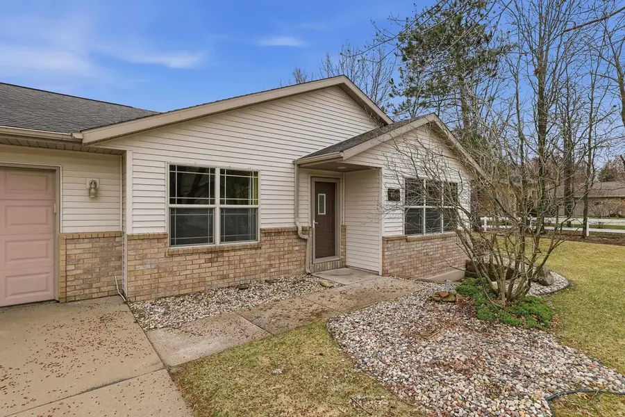 1701 SCHILLER DRIVE, Stevens Point, WI 54482 - #3