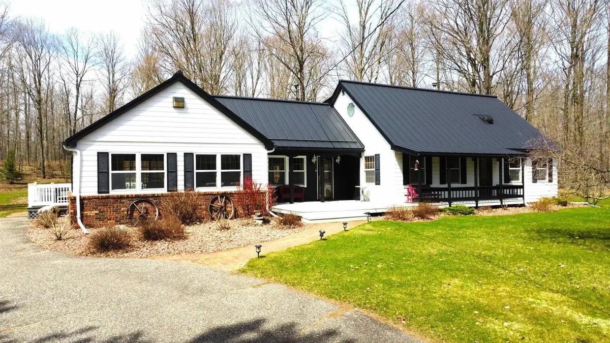 4373 AIRPORT ROAD, Crandon, WI 54520 - #1