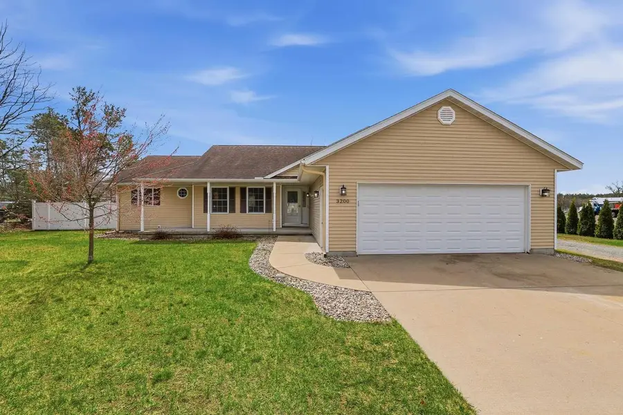 3200 MIRAGE CIRCLE, Plover, WI 54467 - #3