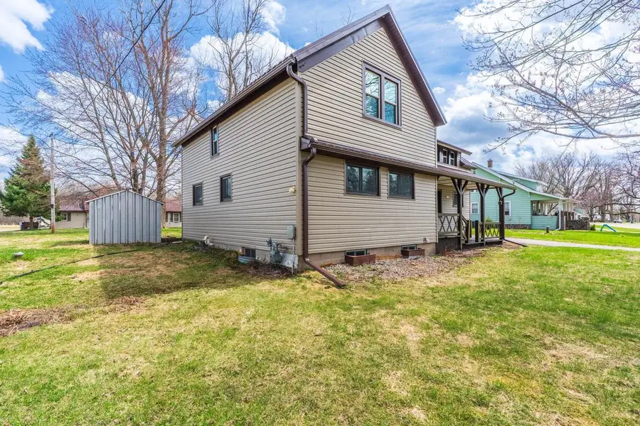 N7716 PINE STREET, Eland, WI 54427 - #3