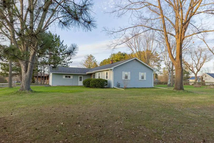 108 JONES AVENUE, Hatley, WI 54440 - #2