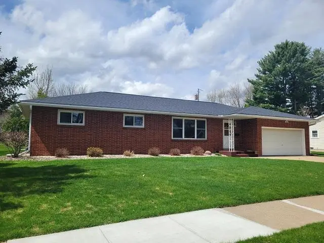 1608 PALMETTO AVENUE, Marshfield, WI 54449 - #2