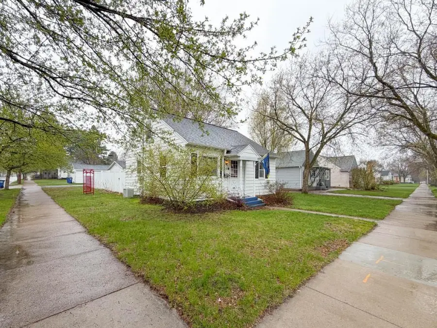 1023 8TH AVENUE, Wausau, WI 54401 - #3