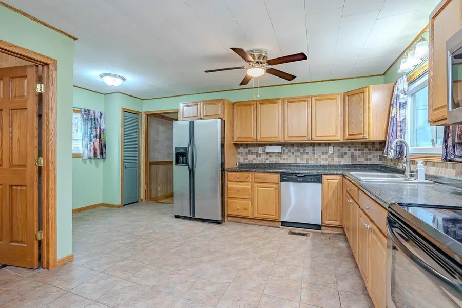 701 COTTAGE STREET, Merrill, WI 54452 - #2
