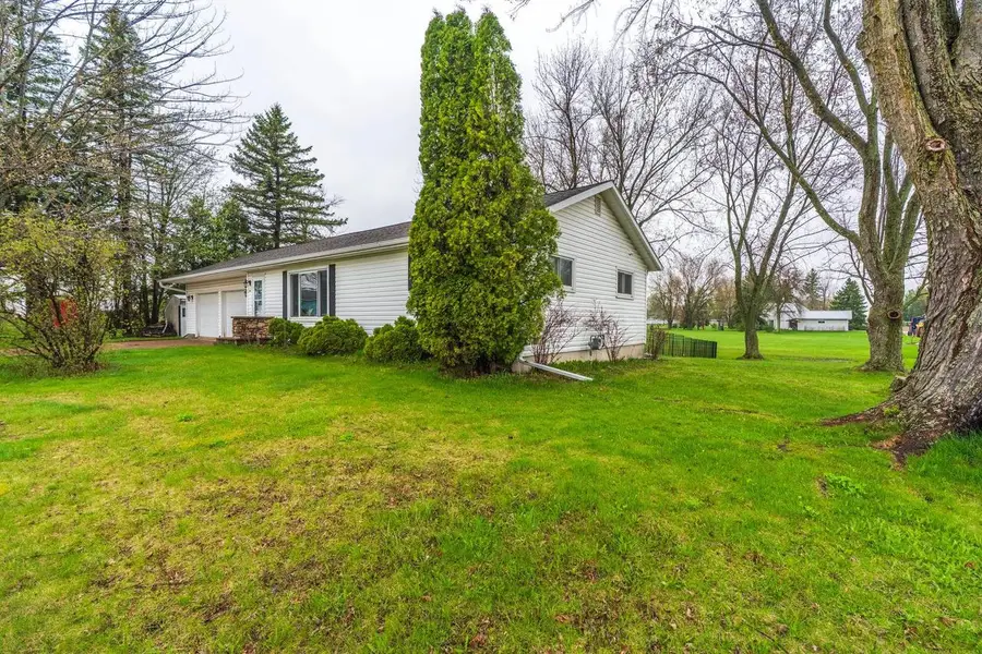 404 OAK STREET, Abbotsford, WI 54405 - #3