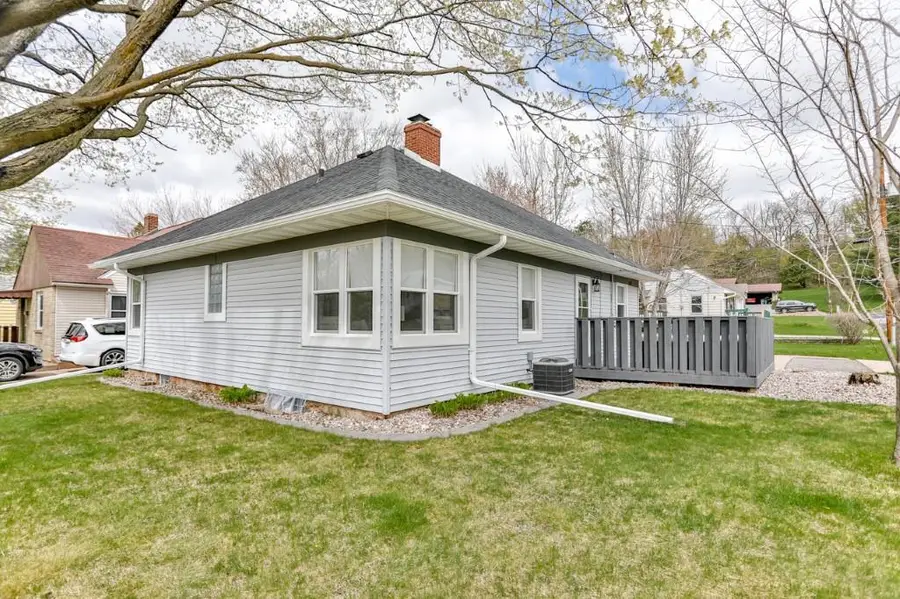 828 WAUSAU AVENUE, Wausau, WI 54403 - #3