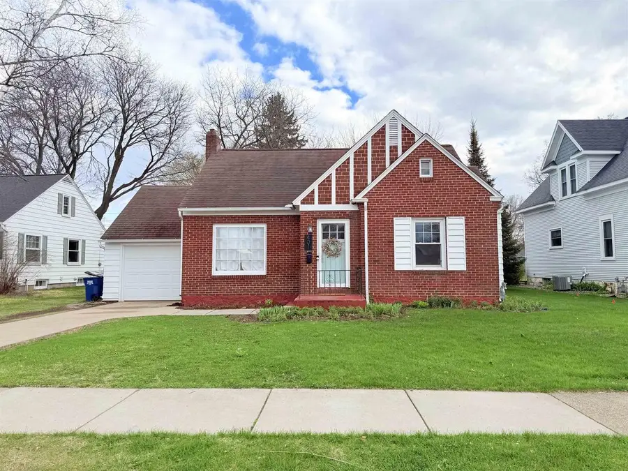 401 BROADWAY AVENUE, Wausau, WI 54403 - #2