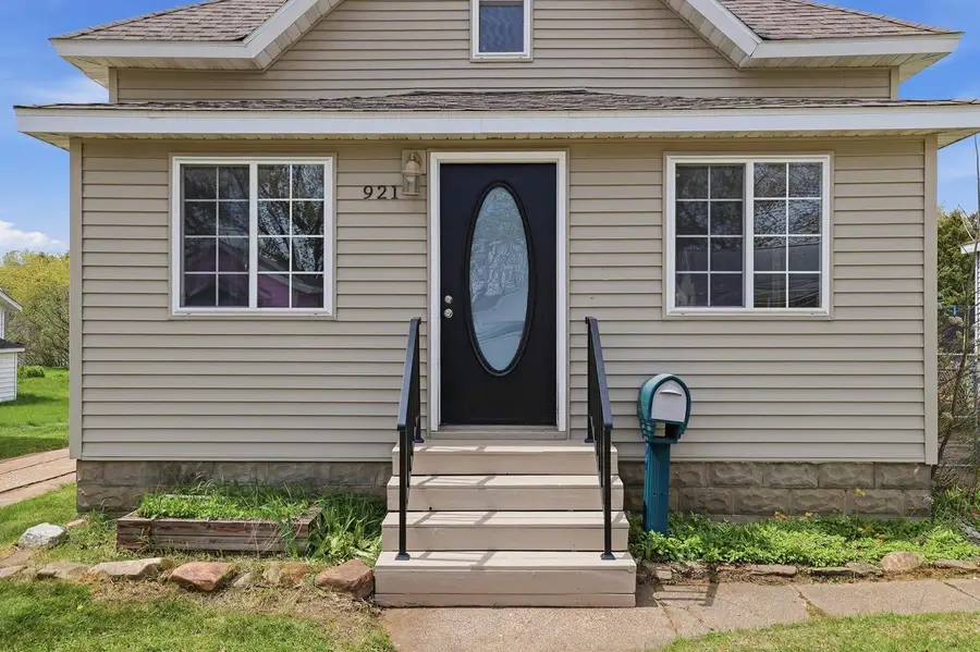 921 10TH AVENUE NORTH, Wisconsin Rapids, WI 54495 - #3