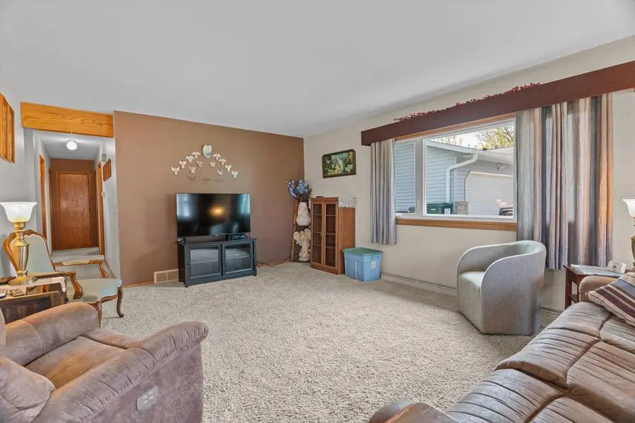 715 HINMAN AVENUE, Marshfield, WI 54449 - #3