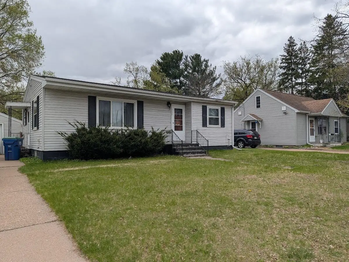 129 ADRIAN STREET, Wausau, WI 54401 - #1
