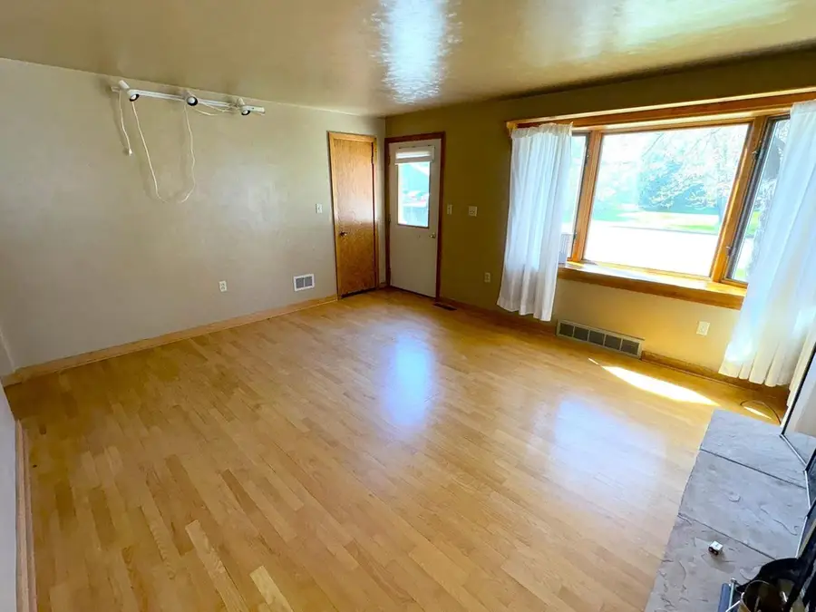 1521 MONROE STREET, Wisconsin Rapids, WI 54494 - #3