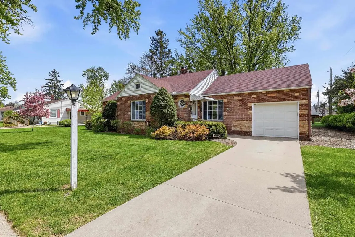 2409 SIMONIS STREET, Stevens Point, WI 54481 - #1
