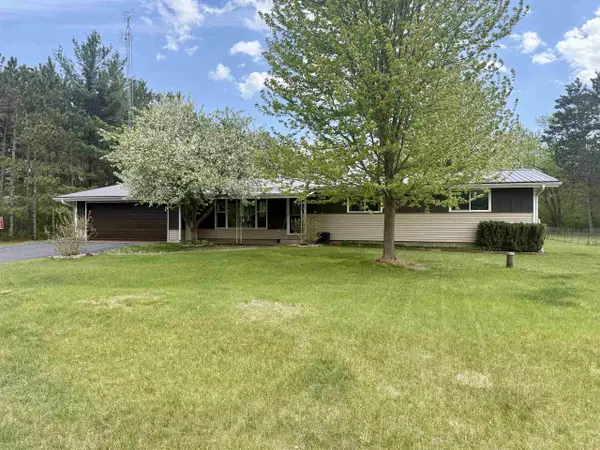 W13071 BIGHORN AVENUE, Hancock, WI 54943