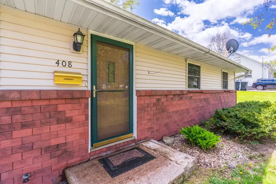 408 W JEFFERSON STREET, Marshfield, WI 54449 - #3