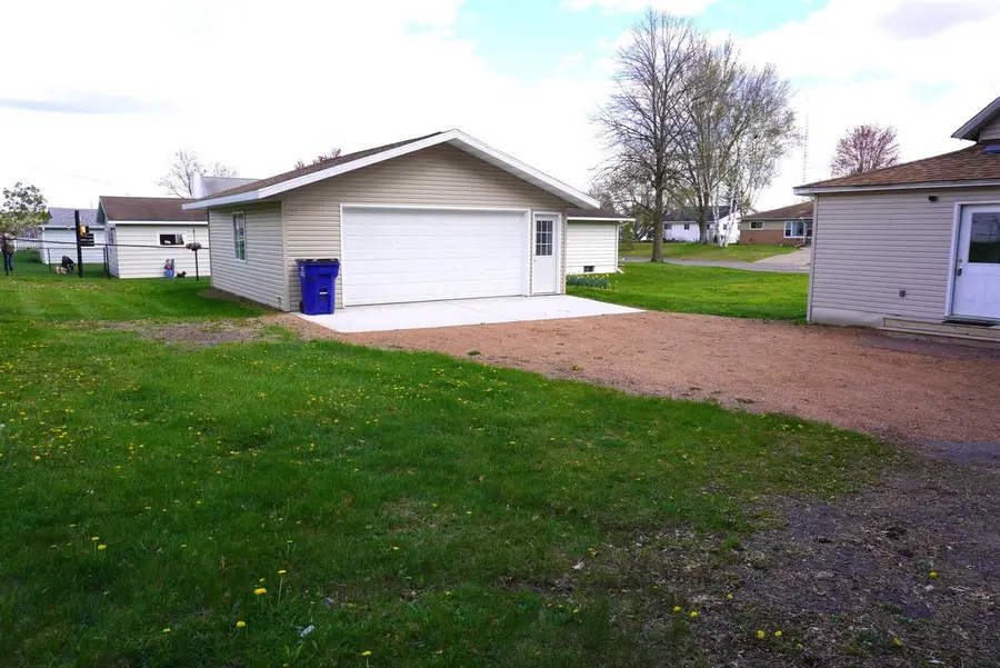 1706 E 7TH STREET, Merrill, WI 54452 - #3