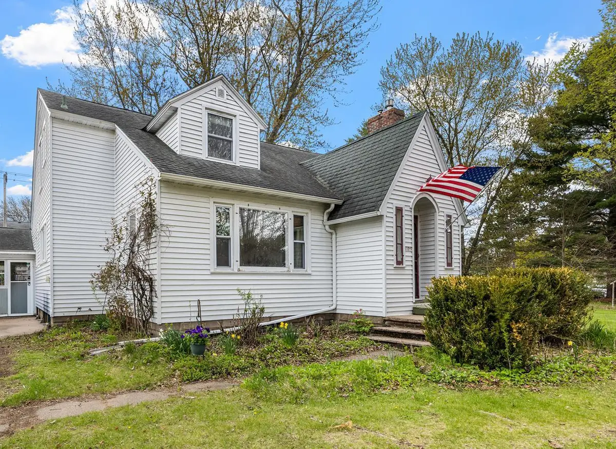 1105 E 9TH STREET, Merrill, WI 54452 - #1