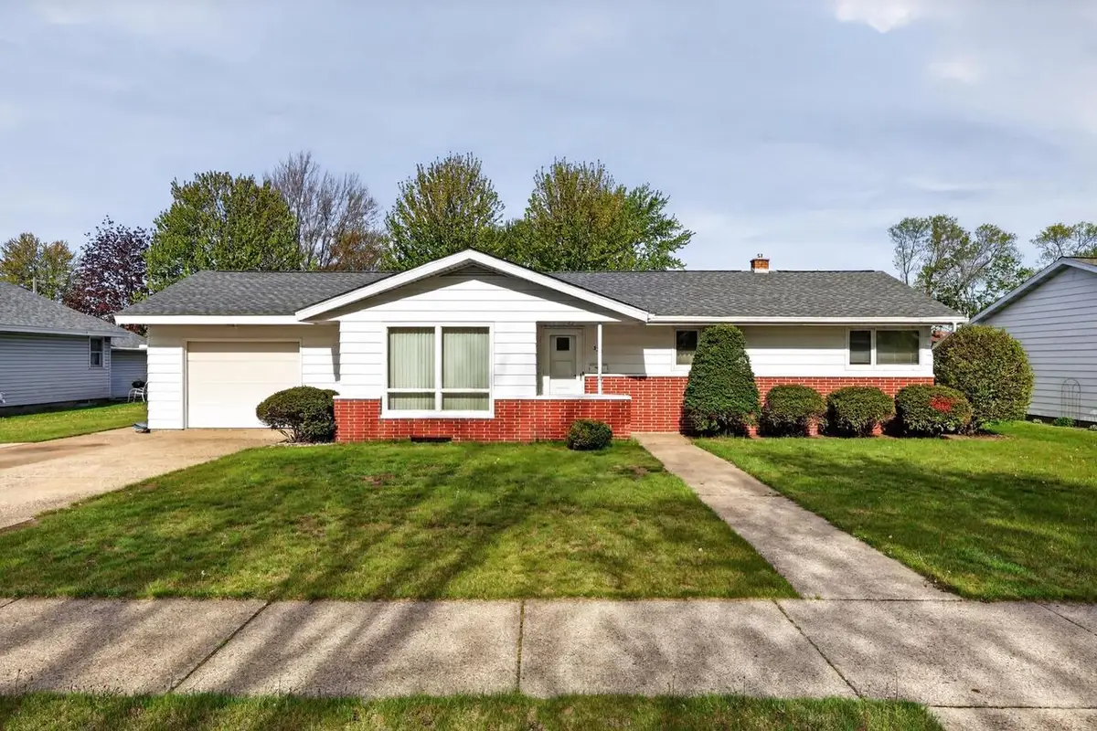 330 S 18TH STREET, Wisconsin Rapids, WI 54494 - #1
