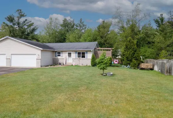 3321 ROSEWOOD DRIVE, Plover, WI 54467