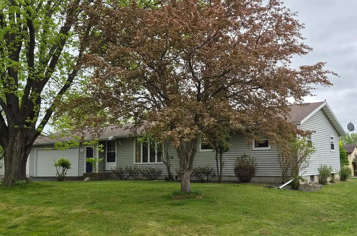 1300 E 20TH STREET, Marshfield, WI 54449 - #1