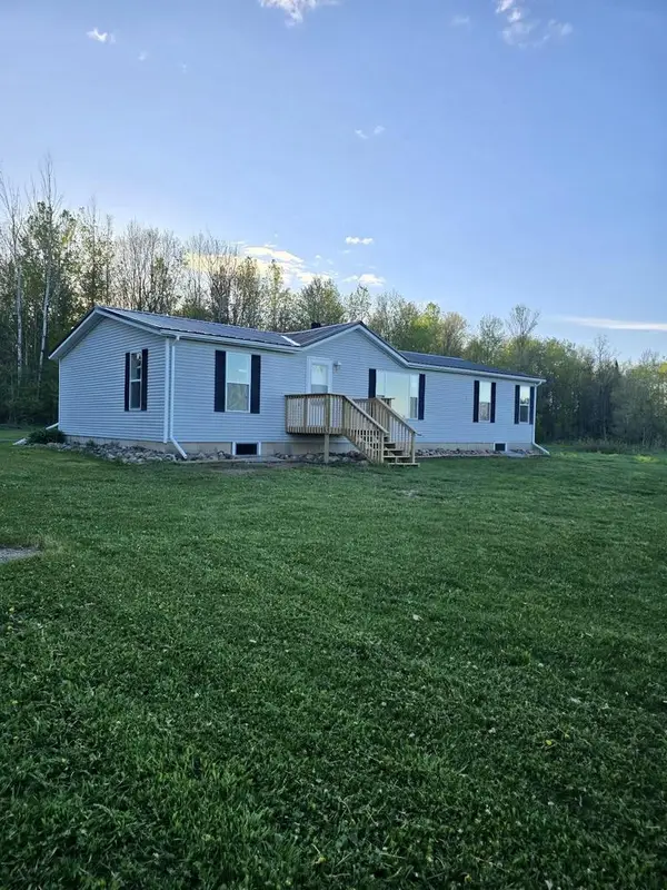 N4807 STADIUM ROAD, Brantwood, WI 54513