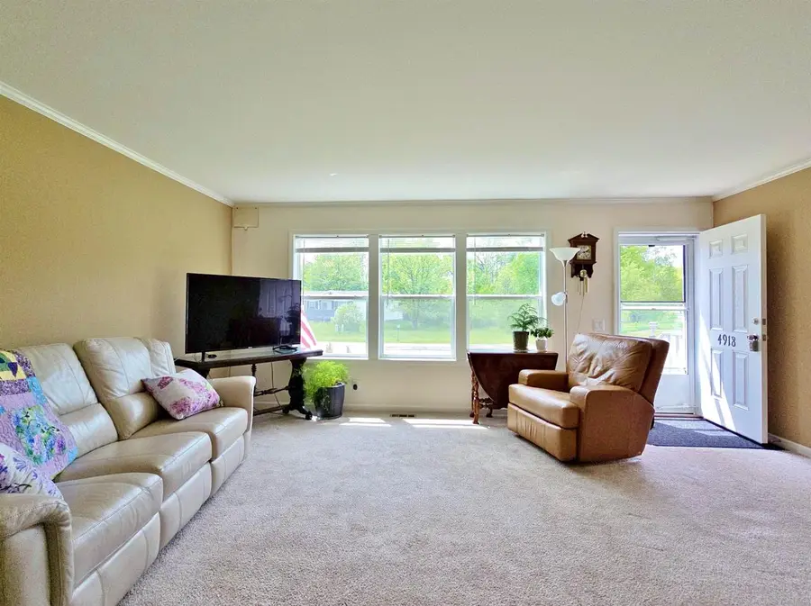 4918 MEADOW LANE, Vesper, WI 54489 - #2