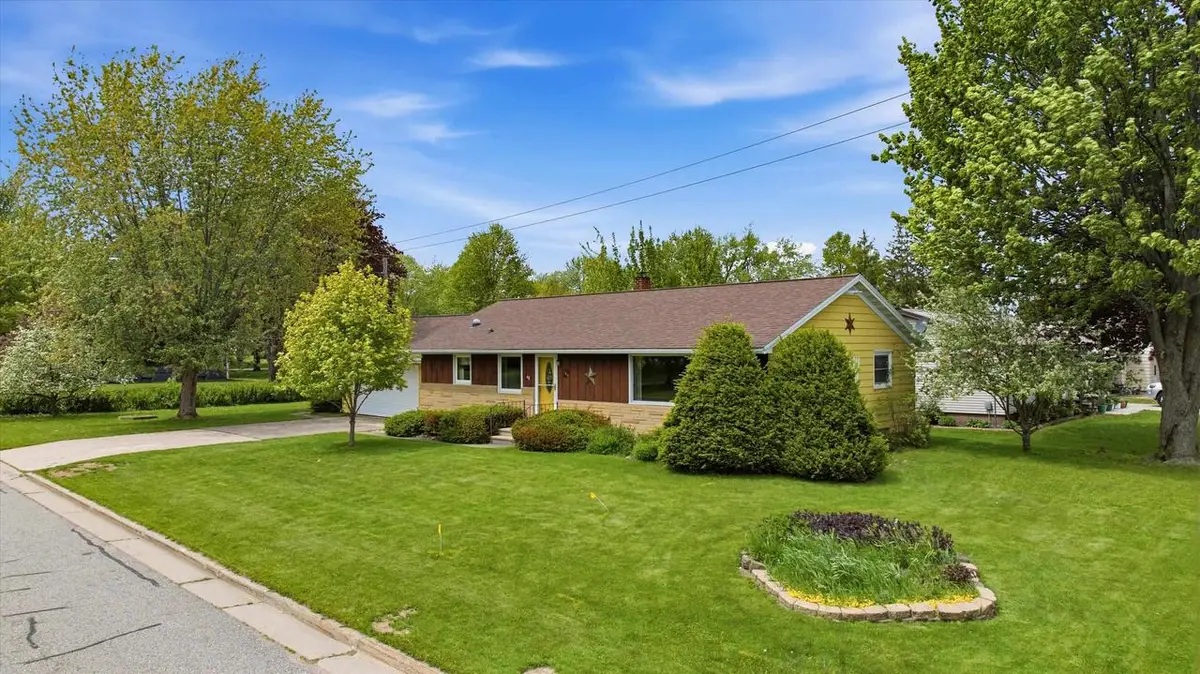 100 W BUSE STREET, Spencer, WI 54479 - #1