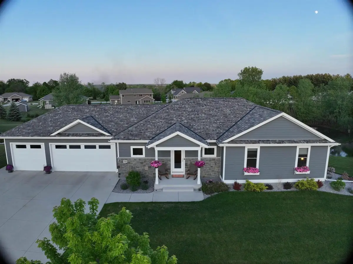 711 MEADOW RIDGE LANE, Plymouth, WI 53073 - #1