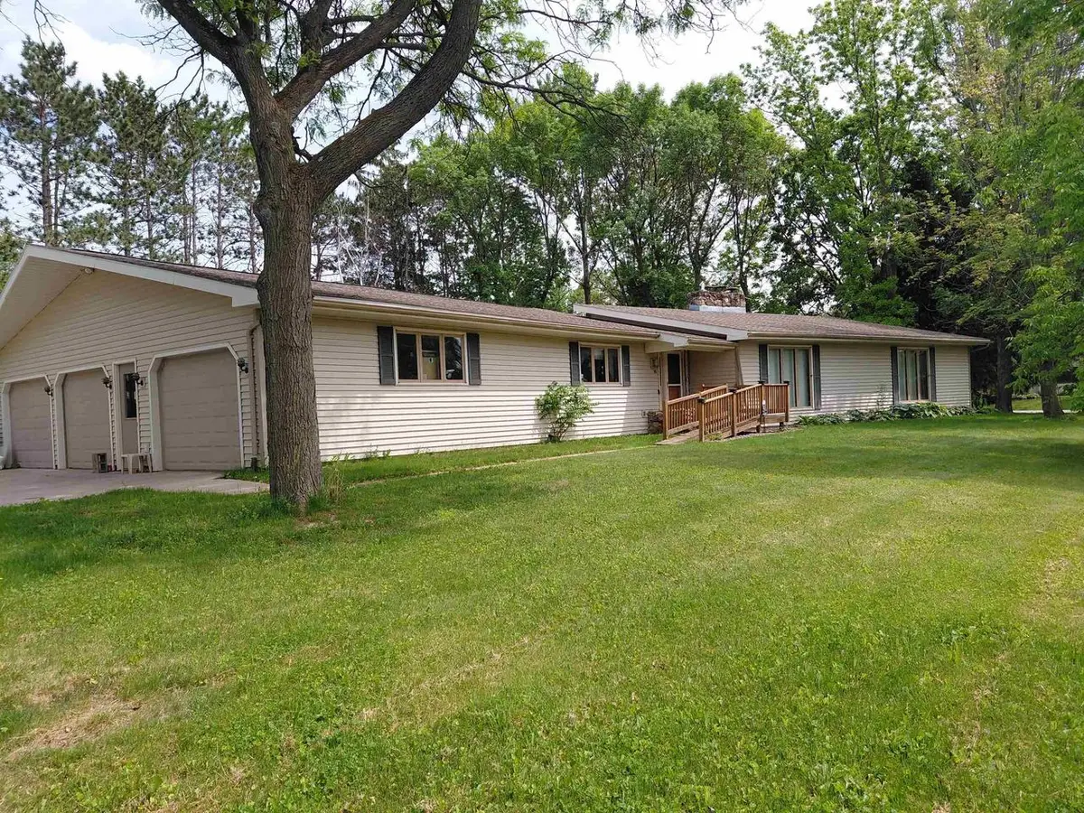 301 N SCHMIDT AVENUE, Marshfield, WI 54449 - #1