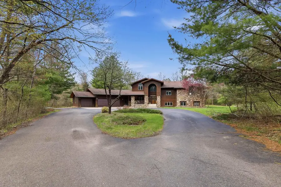 2610 LITTLE CHICAGO ROAD, Stevens Point, WI 54481 - #2